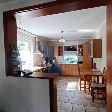 Dom Letniskowy Irena Ferienhaus *